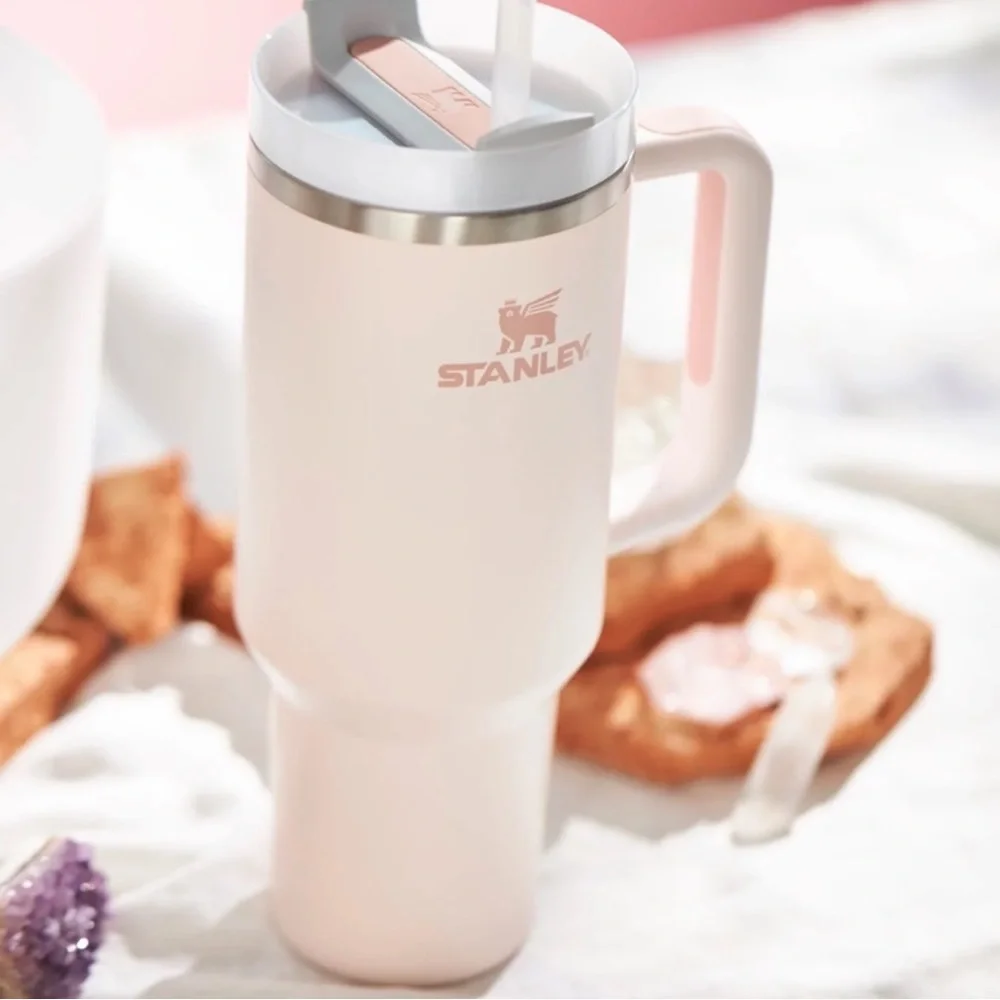Stanley Rose Quartz 40 oz. Quencher H2.0 FlowState Tumbler - Picture 4 of 10